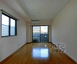 エポムドフローラ 402 4階1Kのリビング/ダイニング