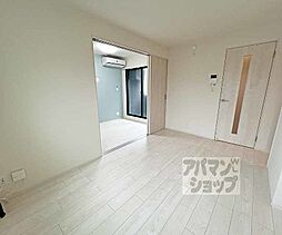 京阪本線 淀駅 徒歩5分の賃貸アパート 3階1LDKのリビング/ダイニング