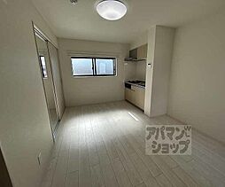 JR山陰本線 花園駅 徒歩9分の賃貸アパート 2階1LDKのリビング/ダイニング