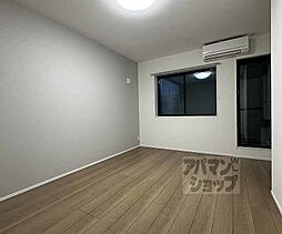 JR山陰本線 花園駅 徒歩4分の賃貸アパート 3階1Kのリビング/ダイニング