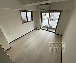 グランディール烏丸 401 4階ワンルームのリビング/ダイニング