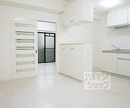 JR山陰本線 丹波口駅 徒歩2分の賃貸マンション 10階1DKのリビング/ダイニング