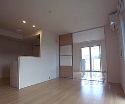 阪急嵐山線 松尾大社駅 徒歩15分の賃貸アパート 3階1LDKのリビング/ダイニング