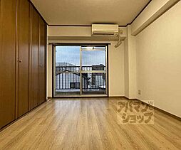 阪急京都本線 西京極駅 徒歩13分の賃貸マンション 4階1LDKのリビング/ダイニング