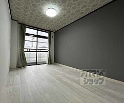 鳴滝ハウス 12 2階1Kのリビング/ダイニング