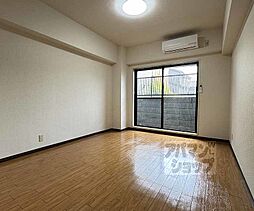 グリーンフィルＩ 101 1階ワンルームのリビング/ダイニング