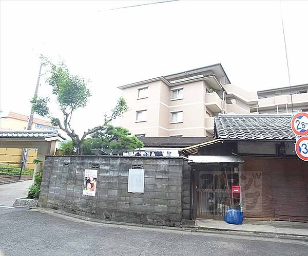 京都府京都市左京区粟田口鳥居町(賃貸マンション3LDK・1階・61.89㎡)の写真 その3