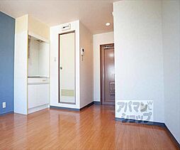 叡山電鉄叡山本線 一乗寺駅 徒歩9分の賃貸マンション 4階ワンルームのリビング/ダイニング