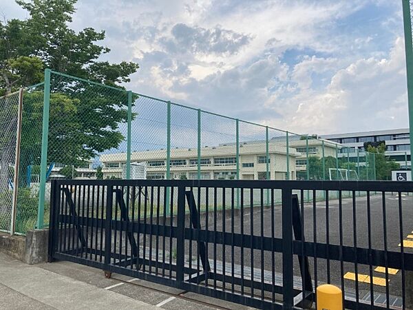 画像26:小学校「大井町立上大井小学校まで397m」