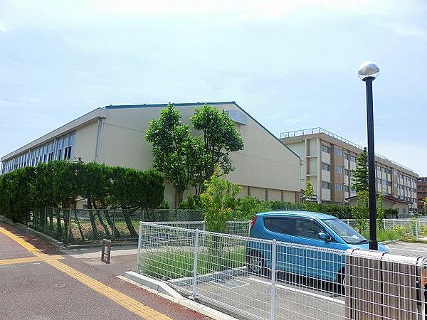 画像24:新潟市立上山中学校(2、151m)