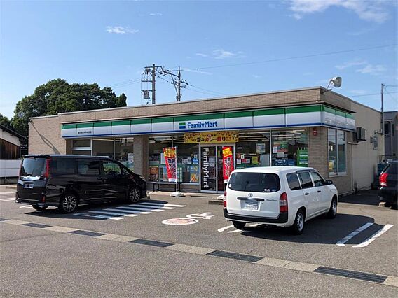 レガーロ_周辺_1