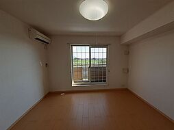 サン・リバー 201 2階1LDKのリビング/ダイニング