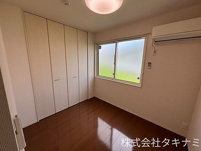 寝室