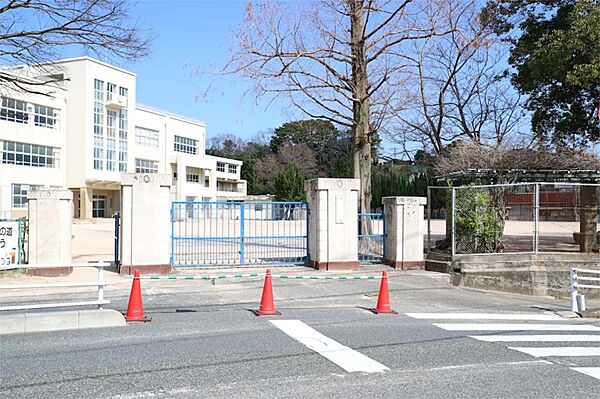 画像18:下関市立文関小学校（1508m）