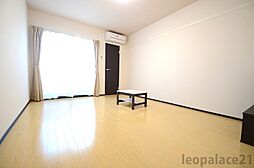 レオネクストFEEL 2階1Kのリビング/ダイニング