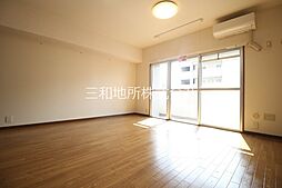 アーベインヒルズ向洋B 4LDKの写真