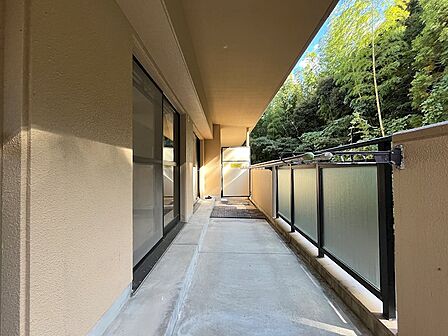 個室側バルコニー