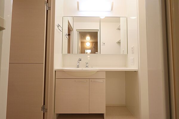 apartment 茨城県常総市内守谷町きぬの里2丁目5-6
内守谷町きぬの里の賃貸情報を見る
物件地図