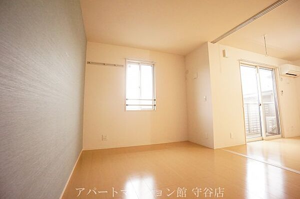 apartment 茨城県常総市内守谷町きぬの里2丁目5-6
内守谷町きぬの里の賃貸情報を見る
物件地図