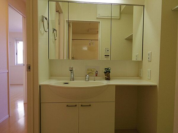 apartment 茨城県坂東市沓掛2431-2
沓掛の賃貸情報を見る
物件地図