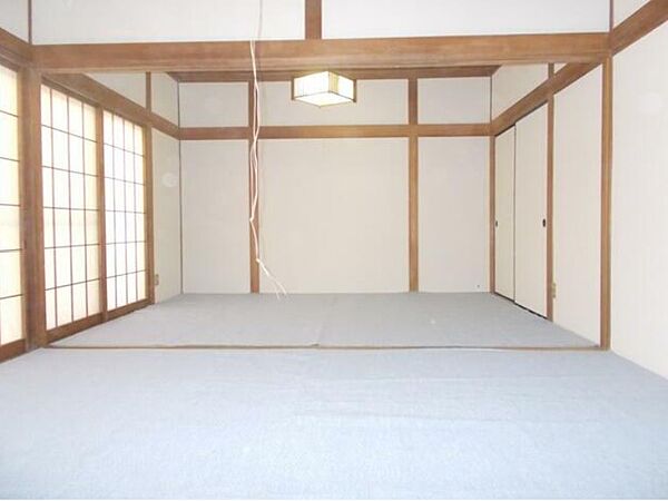 detached 茨城県常総市豊岡町1160-39

地図を見る