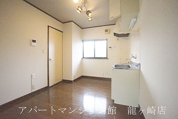 apartment 茨城県稲敷市高田970-2
高田の賃貸情報を見る
物件地図