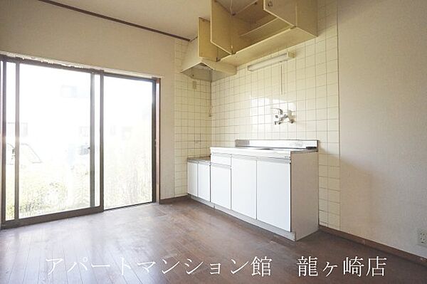 detached 茨城県稲敷市佐倉1358-17
佐倉の賃貸情報を見る
物件地図