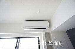 シャイニー