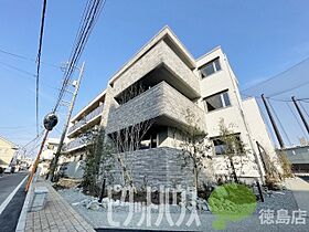 徳島県徳島市南田宮１丁目（賃貸マンション1LDK・2階・53.59㎡） その1