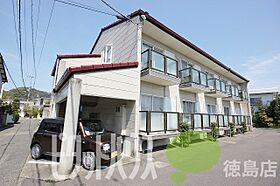 クリスタルハイツ  ｜ 徳島県徳島市南二軒屋町３丁目（賃貸アパート1K・2階・26.64㎡） その1