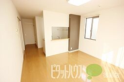 シャーメゾン本谷　Ｃ 2階1LDKのリビング/ダイニング