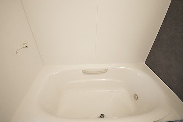 画像18:浴槽