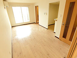 フローリッシュ 302 3階1LDKのリビング/ダイニング