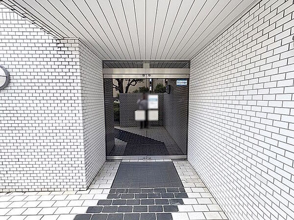 エントランスを拡大表示