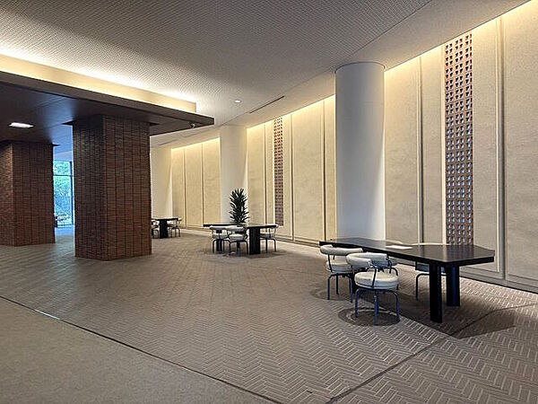 エントランスを拡大表示