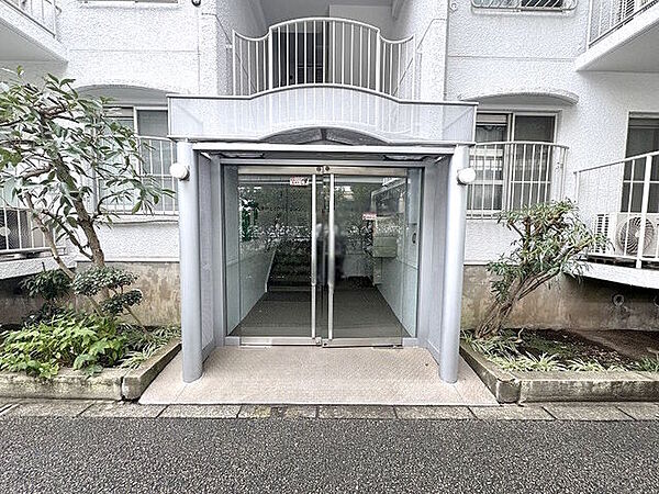 エントランスを拡大表示
