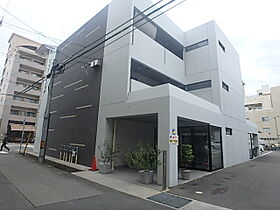 Ｄｅａｒ Ｃｏｕｒｔ 206 ｜ 兵庫県加古川市平岡町新在家2丁目（賃貸マンション1K・2階・28.50㎡） その1