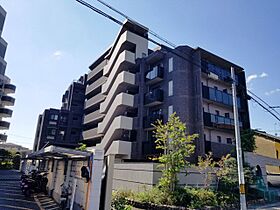 京都府京都市伏見区桃山町和泉（賃貸マンション3LDK・1階・74.21㎡） その1