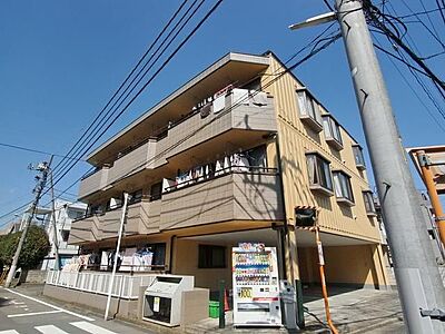 外観：閑静な住宅街です。