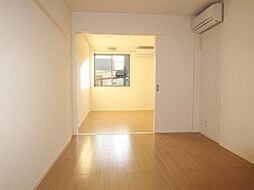 京王線 飛田給駅 徒歩8分の賃貸アパート 2階1LDKのリビング/ダイニング