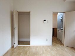 JR武蔵野線 府中本町駅 徒歩2分の賃貸マンション 1階1Kのリビング/ダイニング