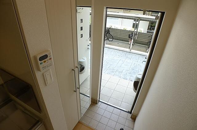 玄関