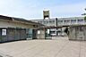 周辺：枚方市立長尾小学校（924m）