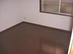 ジョンズフラット 1階1DKのリビング/ダイニング