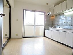 メゾン・ド・ムラジ 2階2DKのリビング/ダイニング