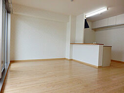 Vita Flore 3階2LDKのリビング/ダイニング