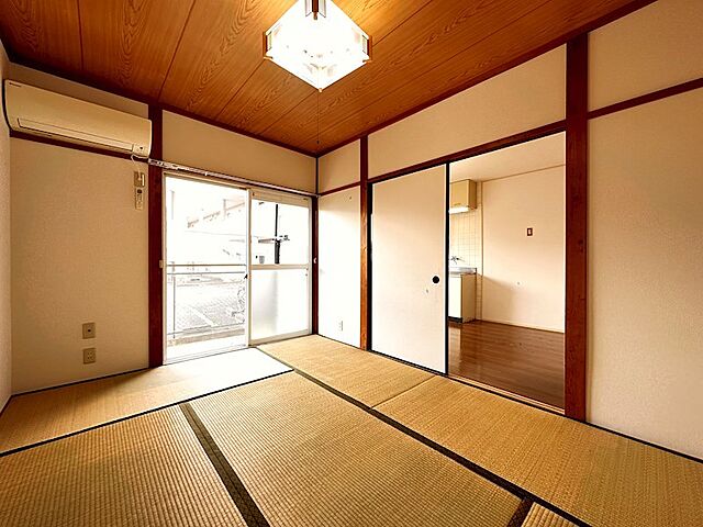 寝室
