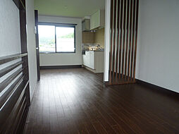 JR東海道・山陽本線 石山駅 バス20分 中千町下車 徒歩2分の賃貸アパート 2階1LDKのリビング/ダイニング