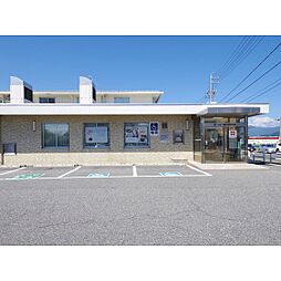 銀行「八十二銀行村井支店まで813ｍ」