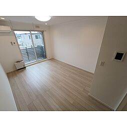 ARCADIA緑ヶ丘　SOLO 2階1Kのリビング/ダイニング